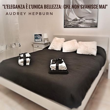 La Terrazza Sul Reno - In Pieno Centro-Due Passi Da Villa Chiara - Comodo Unipol Arena Casalecchio Di Reno Bagian luar foto